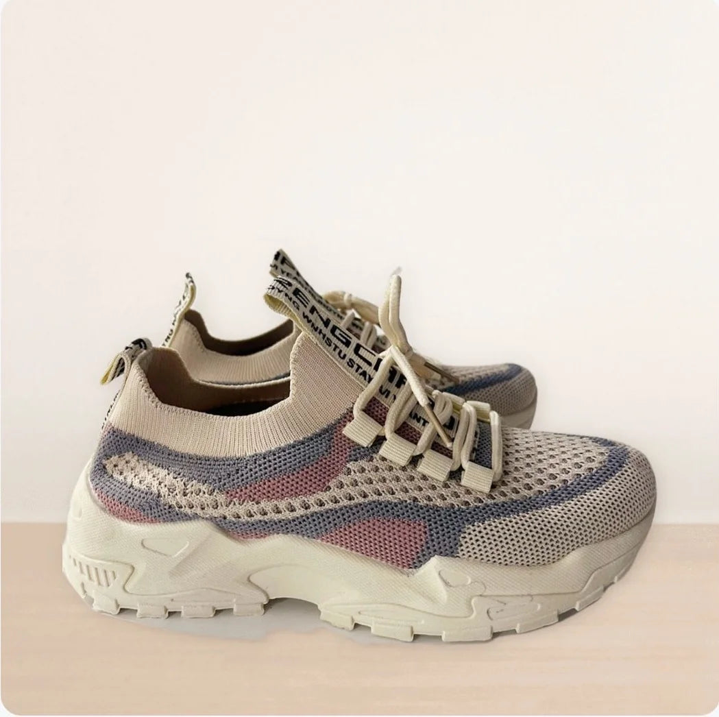 Women's sports shoes 2025