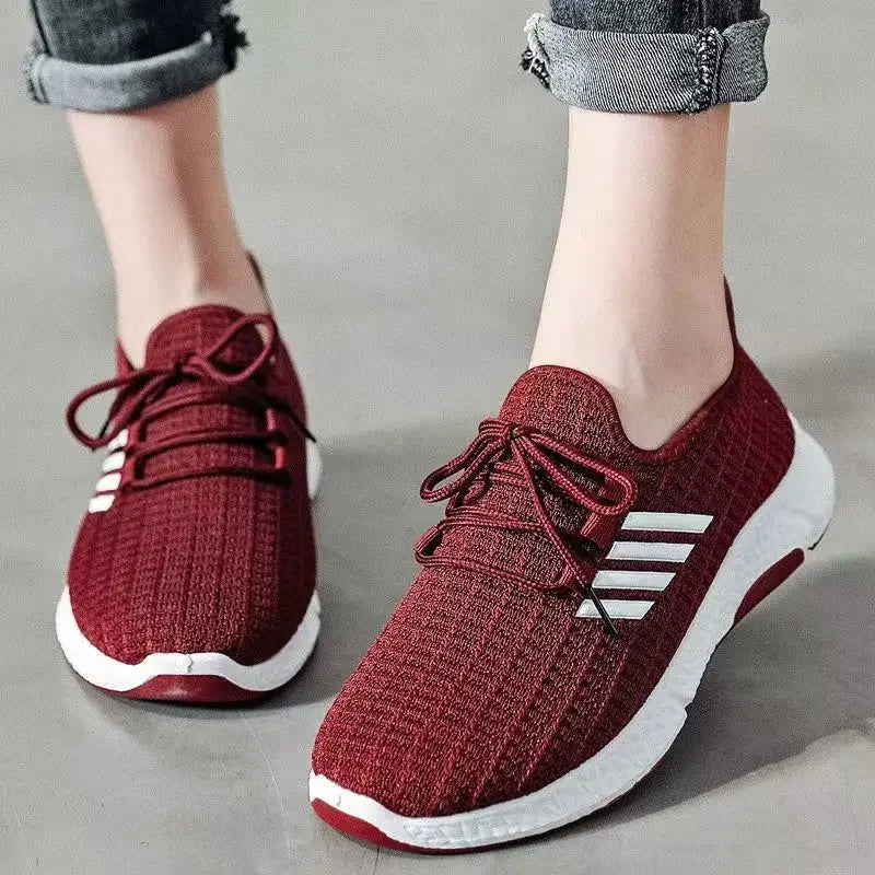 2025. New Women's Knit Sports Shoes
