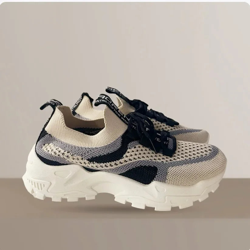 Running Shoes Lace Up Sneakers Lightweight Female Casual Shoes