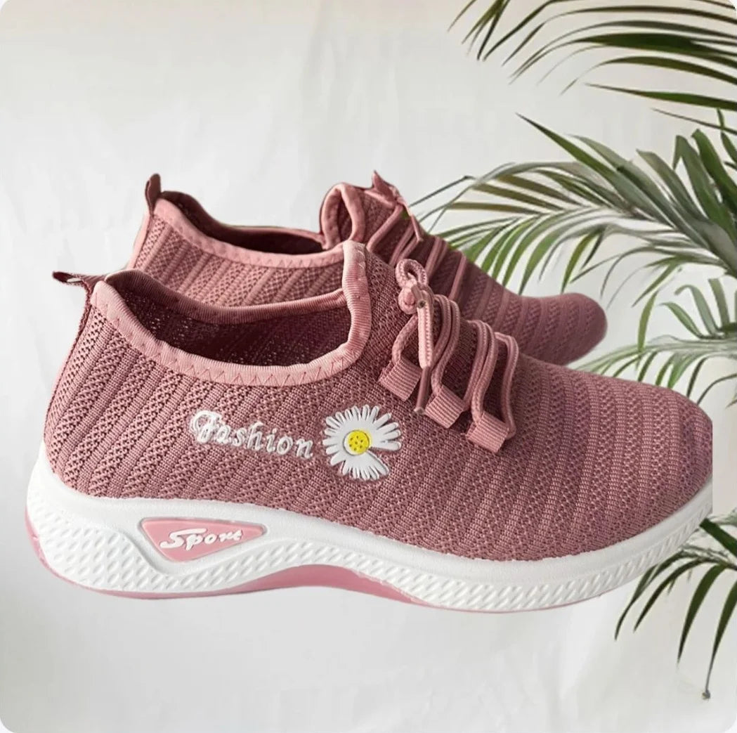 Women's sports shoes 2025