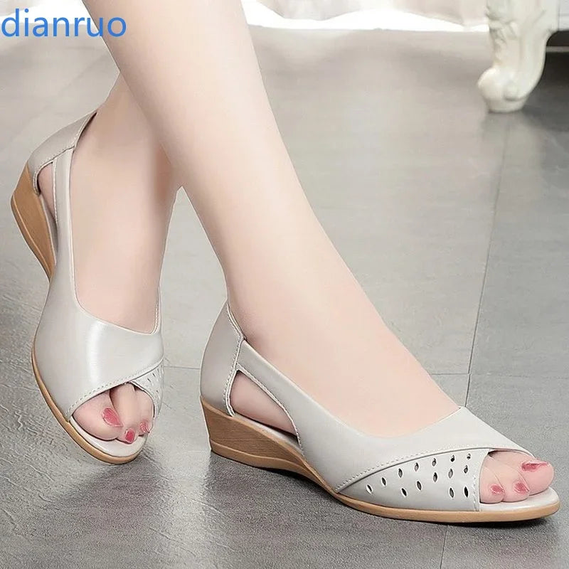 Summer soft sole mother sandals