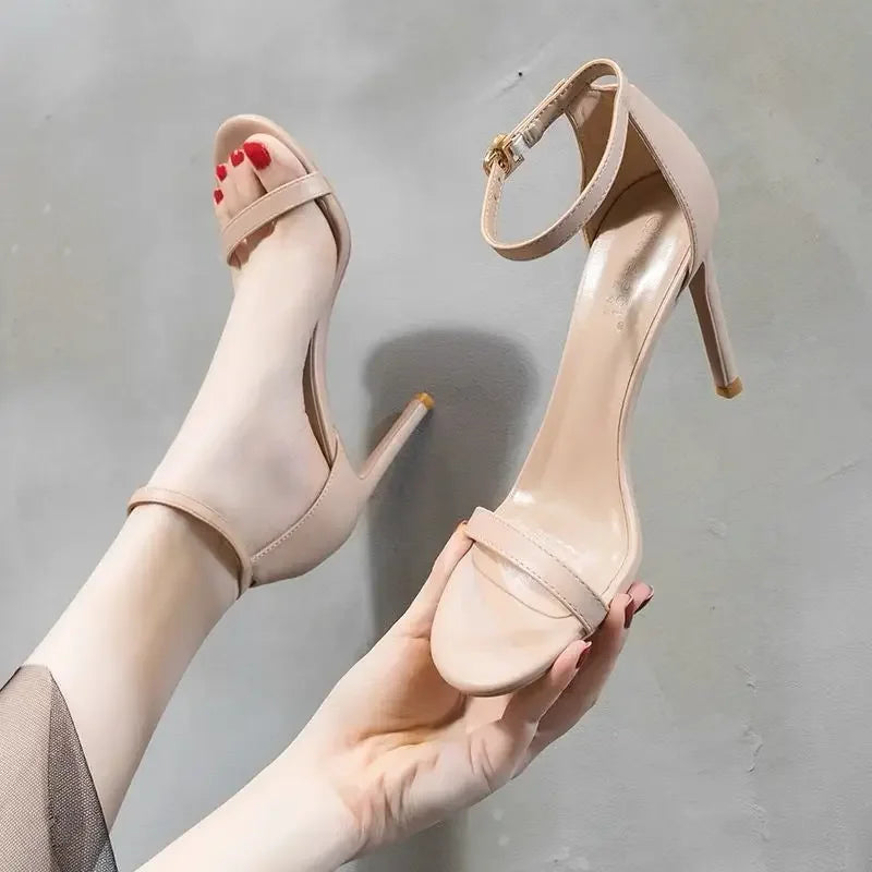 Women's Sandals One-piece