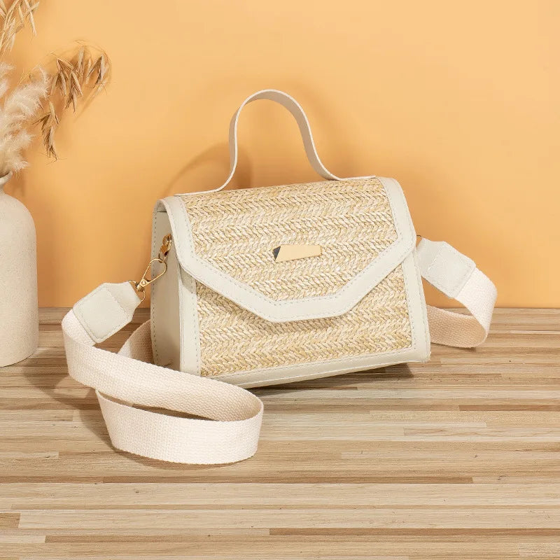 Straw Woven Handbag, Trendy and Fashionable,
