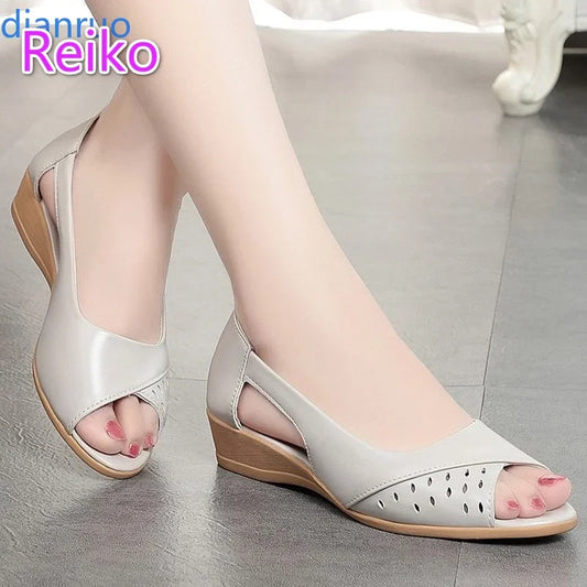 Summer soft sole mother sandals