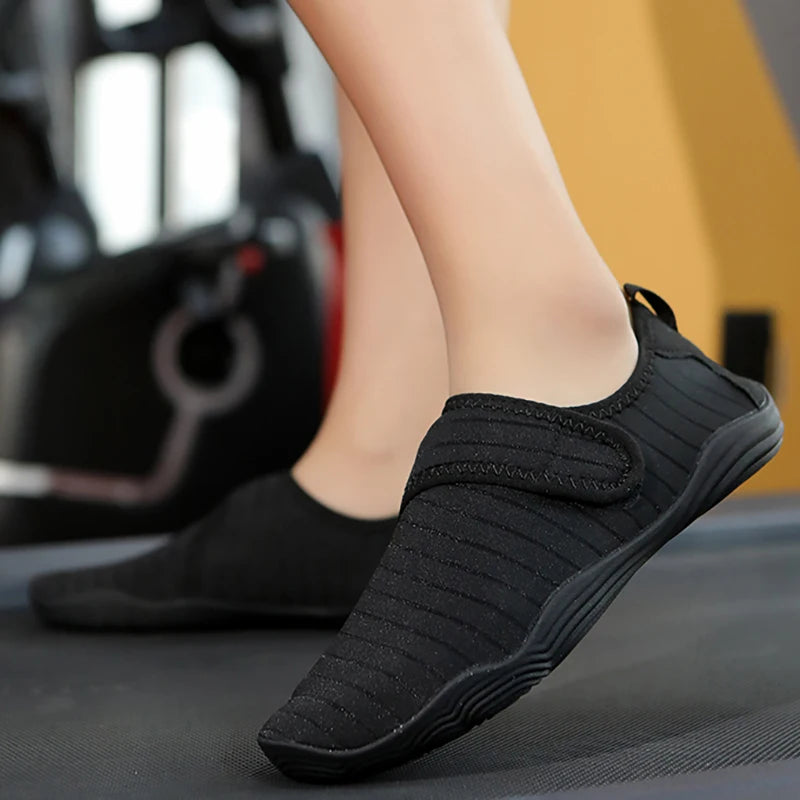 New Men Women Barefoot Shoes Wide Toe Comfortable