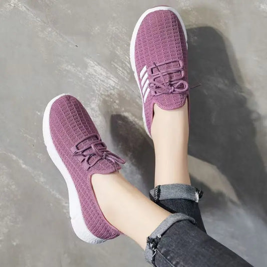 Women's Knit Low-Top Flats with Soft Sole,